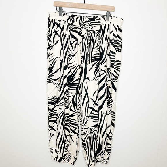 Rachel Zoe Linen Blend Tropical Palm Print Casual Pants Plus Size 2X - Picture 2 of 8